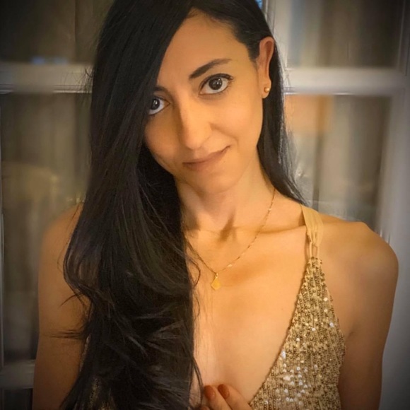 Meet your posher, Yasmina! - Picture 4 of 6